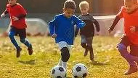 “曾凡博转会情况至今未明，与首钢谈判暂无定论”